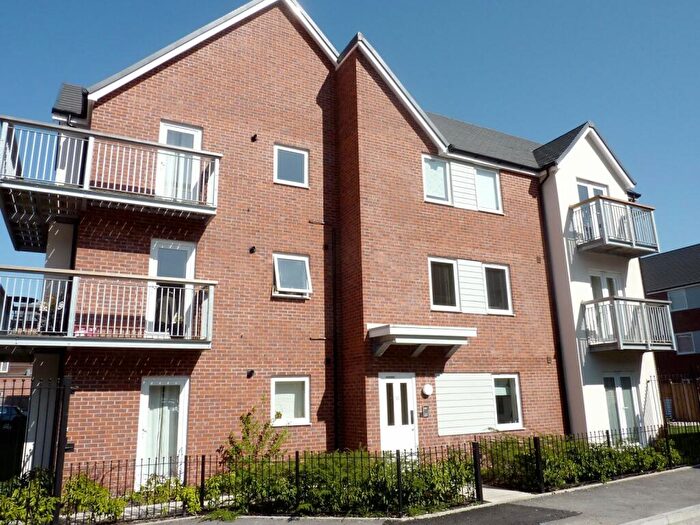 2 Bedroom Apartment To Rent In Highmarsh Crescent, West Didsbury, M20