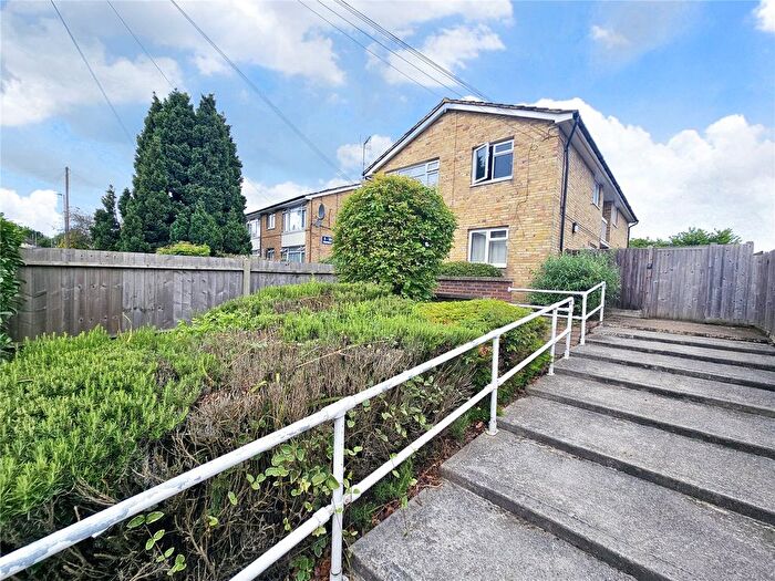 1 Bedroom Flat To Rent In Creswell, Anchor Hill, Knaphill, Woking, Surrey, GU21