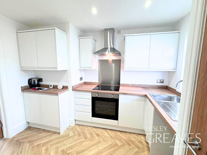 2 Bedroom Maisonette To Rent In Spring Lane, Lambley, Nottingham, NG4