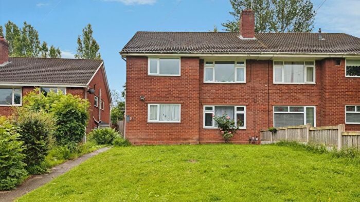 2 Bedroom Maisonette To Rent In Marion Way, Hall Green, Birmingham, B28