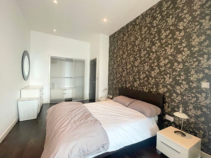 1 Bedroom Property To Rent In Albion Street, Glasgow, G1