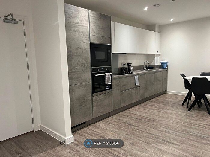 2 Bedroom Flat To Rent In Fresh Wharf Road, London, IG11