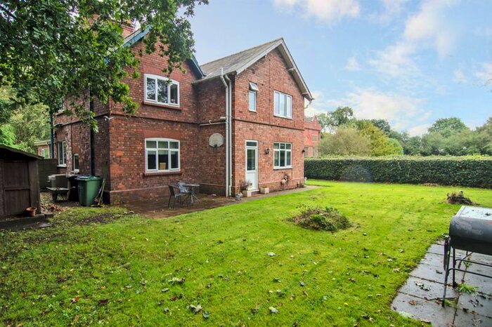 5 Bedroom Detached House For Sale In Waterworks Cottage, Wolseley Road, Rugeley, WS15