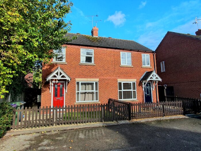 3 Bedroom Semi-Detached House To Rent In Smithfield Road, Market Drayton, Shropshire, TF9