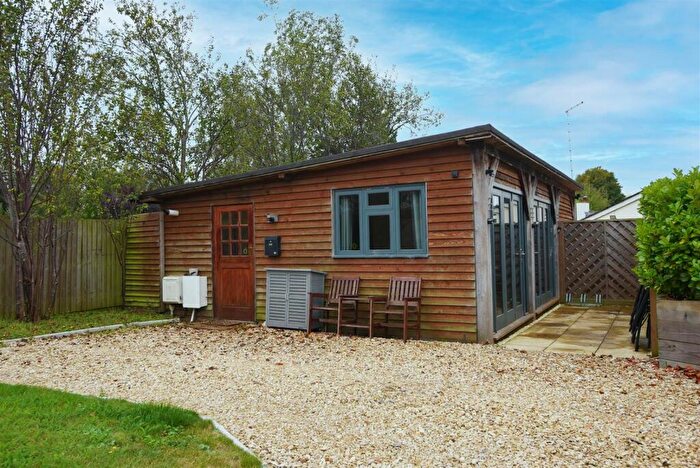 Studio To Rent In Abingdon Road, Burcot, OX14