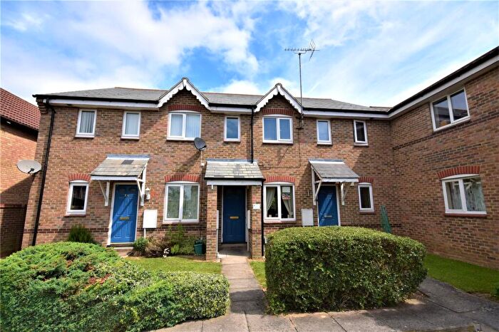 2 Bedroom Maisonette For Sale In Hallcroft Chase, Highwoods, Colchester, CO4