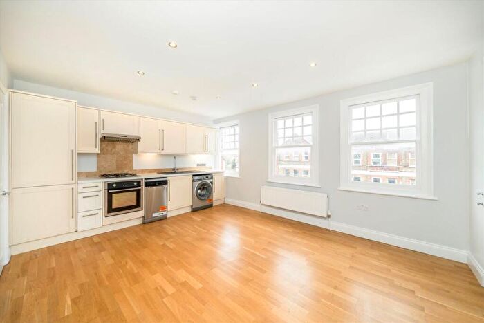 1 Bedroom Flat For Sale In Honor Oak Park, Honor Oak, SE23