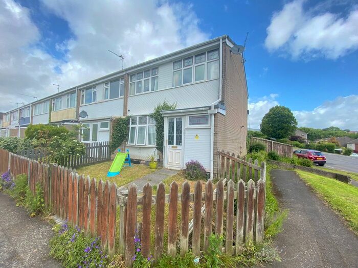 3 Bedroom End Of Terrace House To Rent In Greenmeadow Way, St. Dials, Cwmbran, NP44