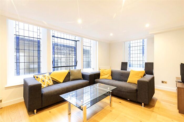3 Bedroom Apartment To Rent In St. Peters Church Court, Devonia Road, London, N1