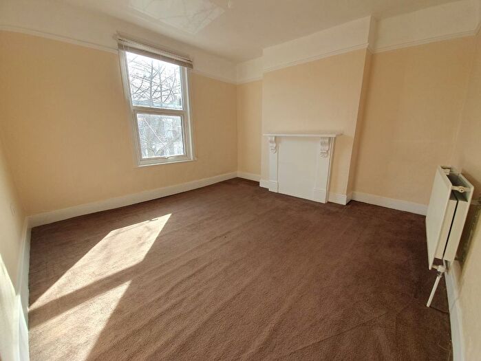 1 Bedroom Flat To Rent In Rushmore Road, Clapton, E5