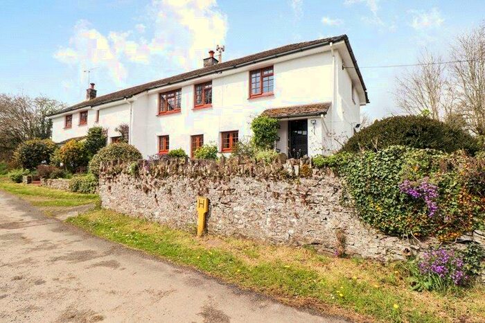 4 Bedroom Detached House For Sale In Thornbury, Holsworthy, EX22