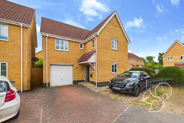 4 Bedroom Detached House For Sale In Lower Reeve, Great Cornard, CO10