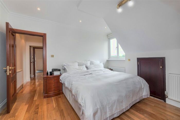 2 Bedroom Flat To Rent In Redington Road, Hampstead, NW3