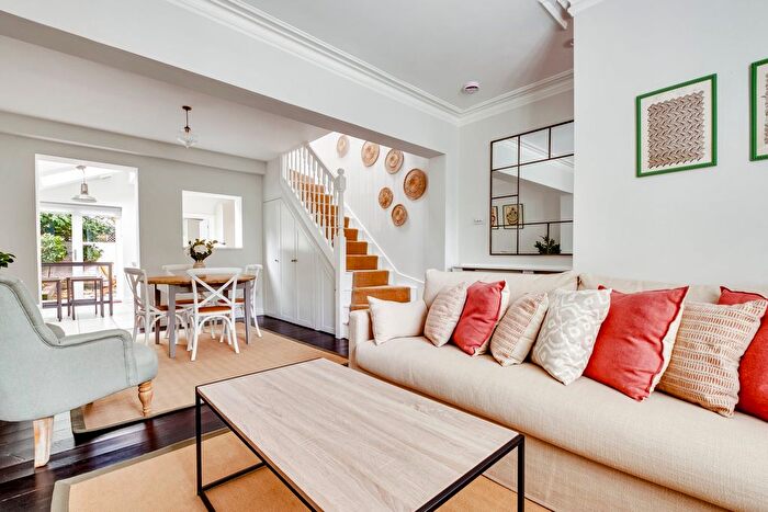 3 Bedroom Terraced House To Rent In Eversleigh Road, The Shaftesbury Estate, SW11