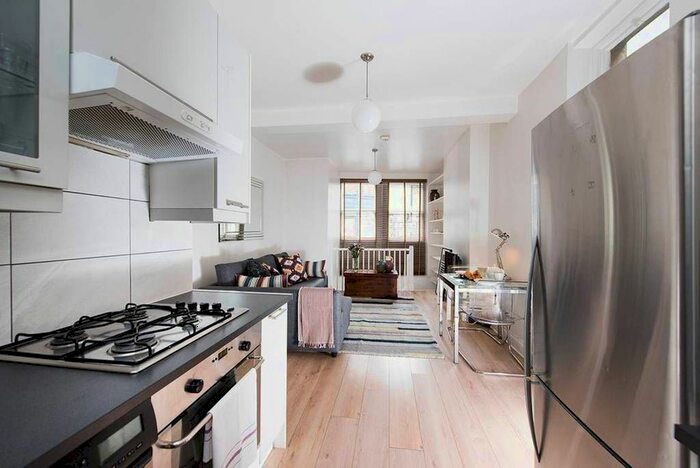 1 Bedroom Maisonette To Rent In Northdown Street, King's Cross, London, N1