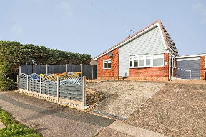 2 Bedroom Detached Bungalow For Sale In Gloucester Avenue, Lowestoft, NR32