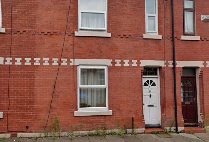 3 Bedroom Terraced House To Rent In Roslin Street, Manchester, M11