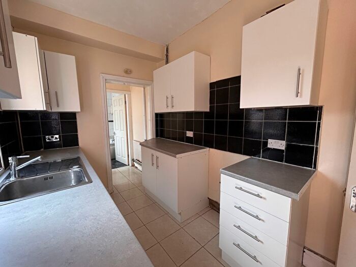 3 Bedroom Terraced House To Rent In Talbot Road, Smethwick, B66