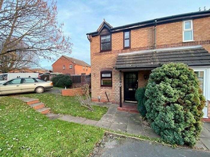 2 Bedroom Property To Rent In Meadow Way, Rugeley, WS15