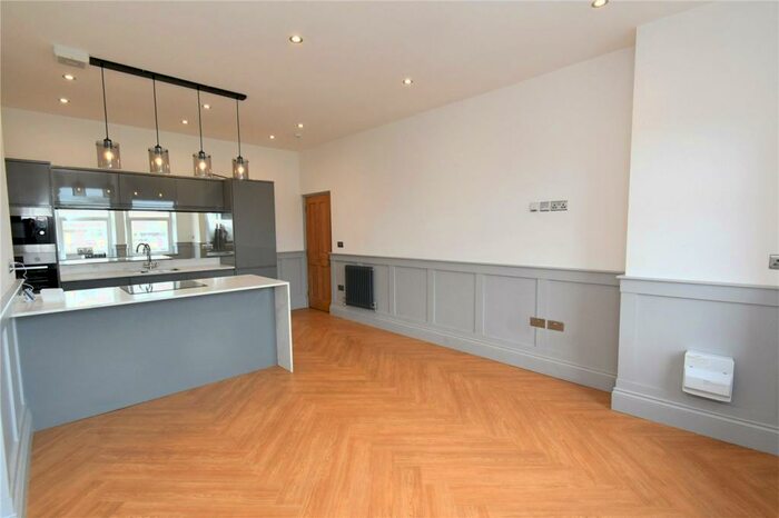 1 Bedroom Flat To Rent In Acacia Grove, West Kirby, Wirral, CH48