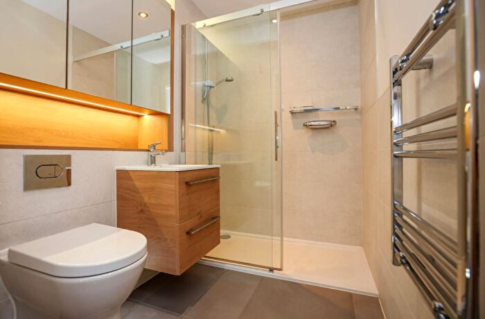 2 Bedroom Flat To Rent In Castle View Retirement Village, Helston Lane, SL4