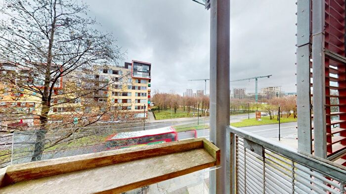 1 Bedroom Flat To Rent In West Parkside, London, SE10