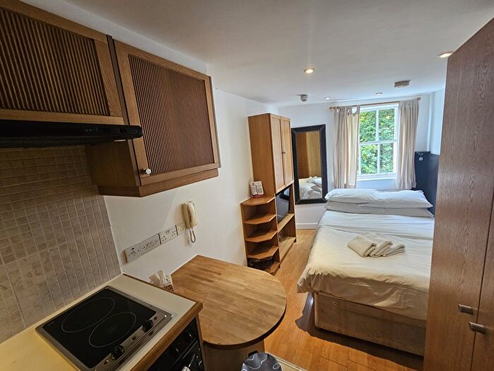 Studio To Rent In Cartwright Gardens, London, WC1H