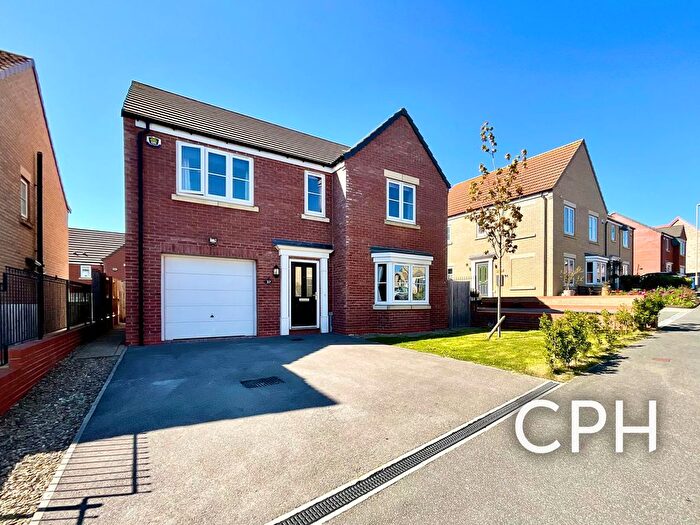 4 Bedroom Detached House For Sale In Ouzel Grove, Eastfield, YO11