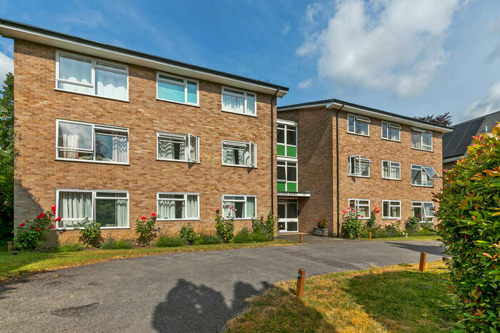2 Bedroom Apartment To Rent In Lantern Court, Christchurch Road, Winchester., SO23