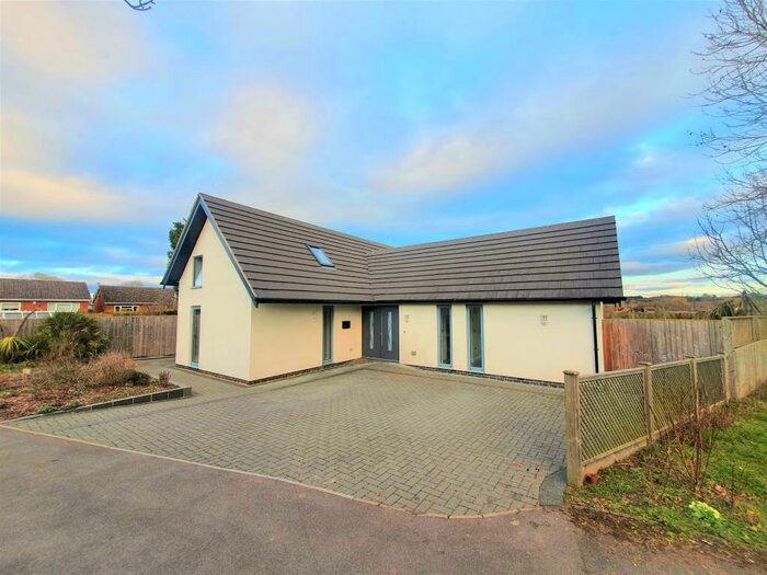 4 Bedroom Detached House For Sale In Lower Radley, Oxfordshire, OX14