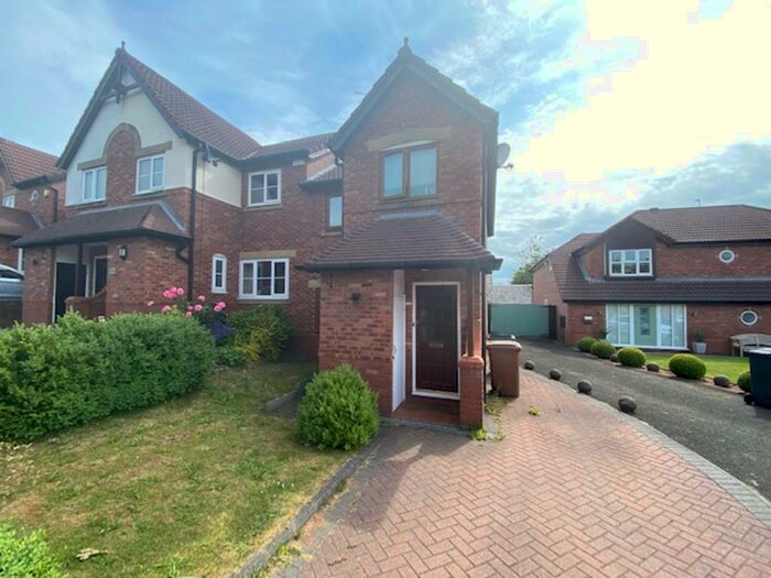 2 Bedroom Property To Rent In Falconwood Chase, Worsley, M28