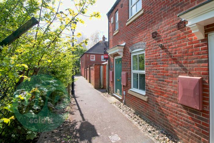 2 Bedroom End Of Terrace House To Rent In Wixon Path, Aylesbury, HP19