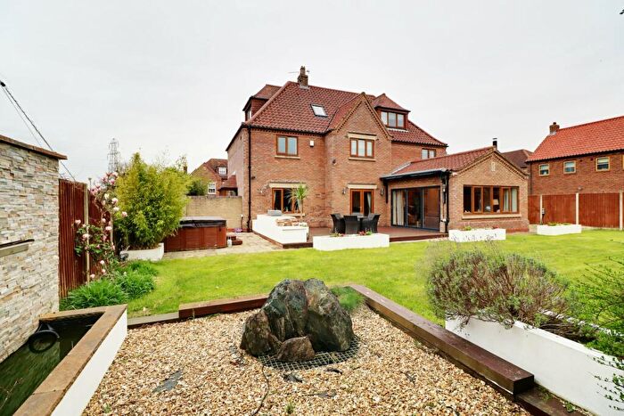 4 Bedroom Detached House For Sale In Waggoners Close, Scotter, DN21