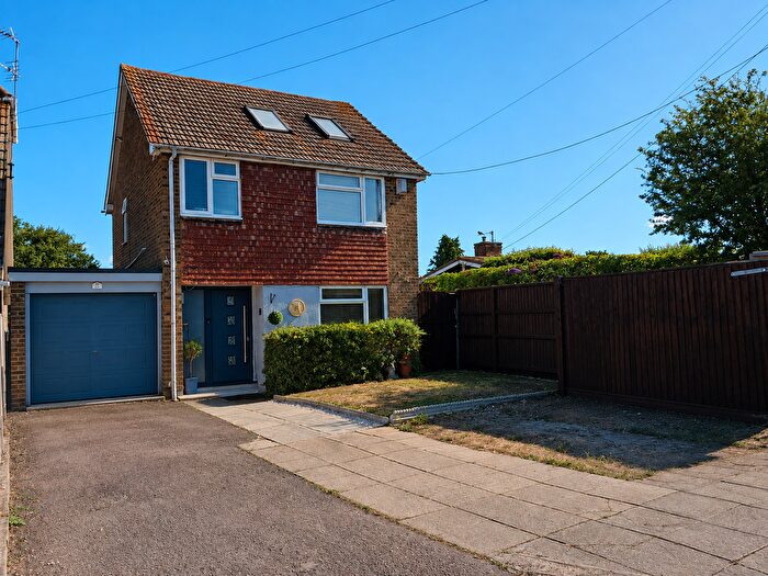 3 Bedroom Detached House For Sale In Summerville Avenue, Minster On Sea, Sheerness, ME12