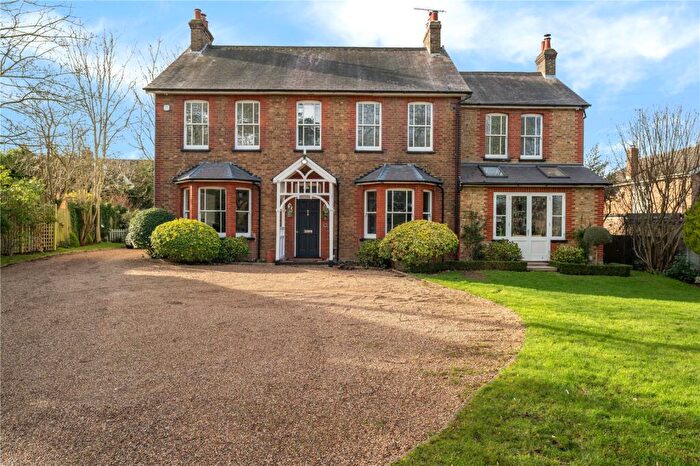 5 Bedroom Detached House For Sale In Epping Road, Roydon, Essex, CM19
