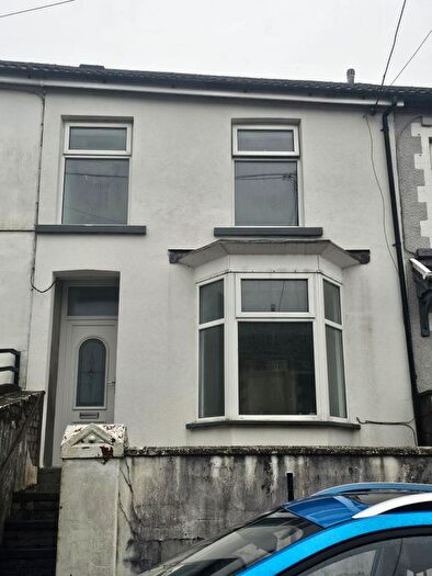 3 Bedroom Terraced House To Rent In East Street, Tonypandy, CF40