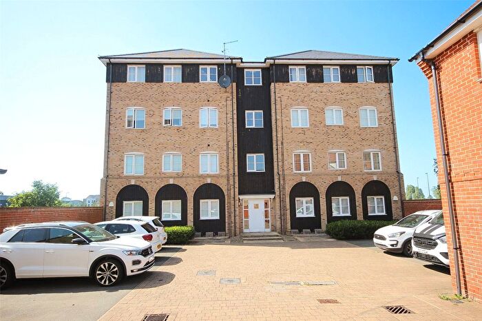 2 Bedroom Flat For Sale In Millbrook Close, Wixams, Bedford, Bedfordshire, MK42