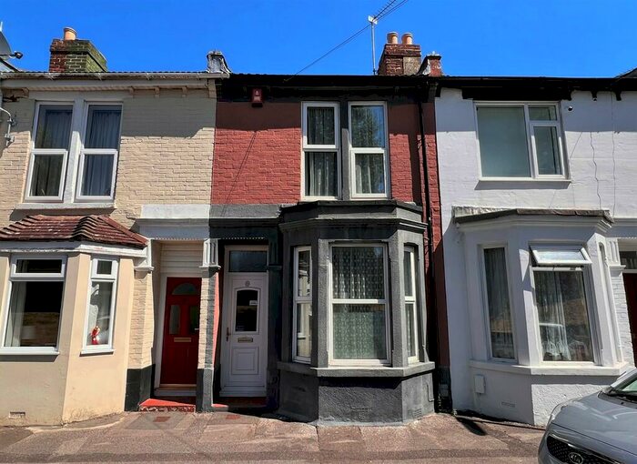 2 Bedroom Terraced House To Rent In St Anns Crescent, Gosport, PO12