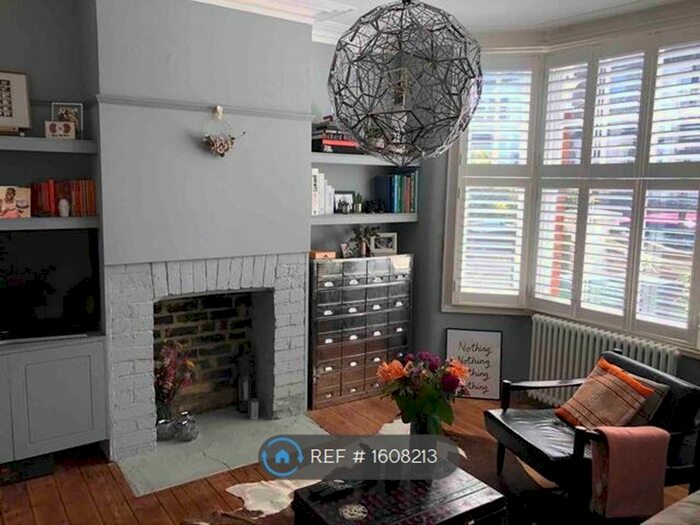 2 Bedroom Terraced House To Rent In Century Road, London, E17