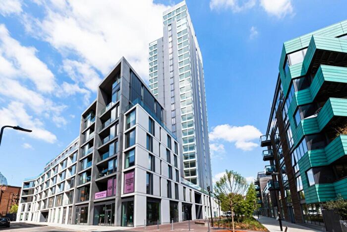 1 Bedroom Apartment For Sale In The Makers, Jasper Walk, Shoreditch, N1
