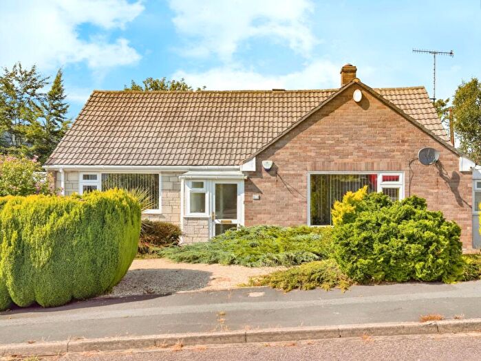 2 Bedroom Detached House For Sale In Manor Fields, Bridport, DT6