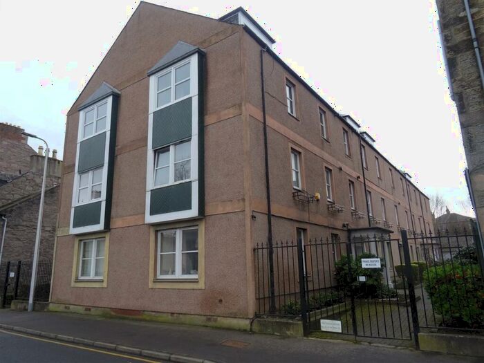 2 Bedroom Flat To Rent In Victoria Mews, Victoria Street, Perth, PH2