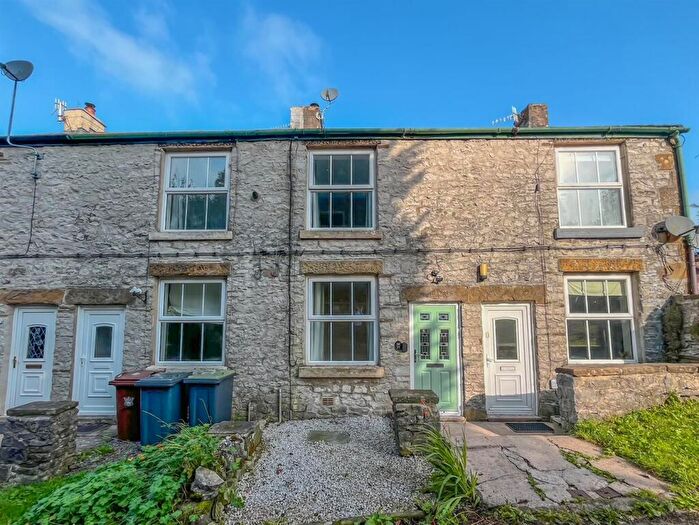 2 Bedroom Cottage To Rent In Small Knowle End, Peak Dale, SK17