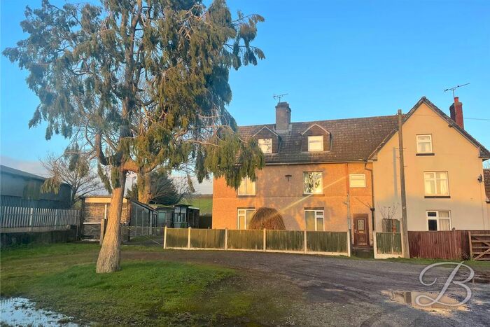 4 Bedroom Cottage For Sale In Belle Eau Park, Bilsthorpe, Newark, NG22