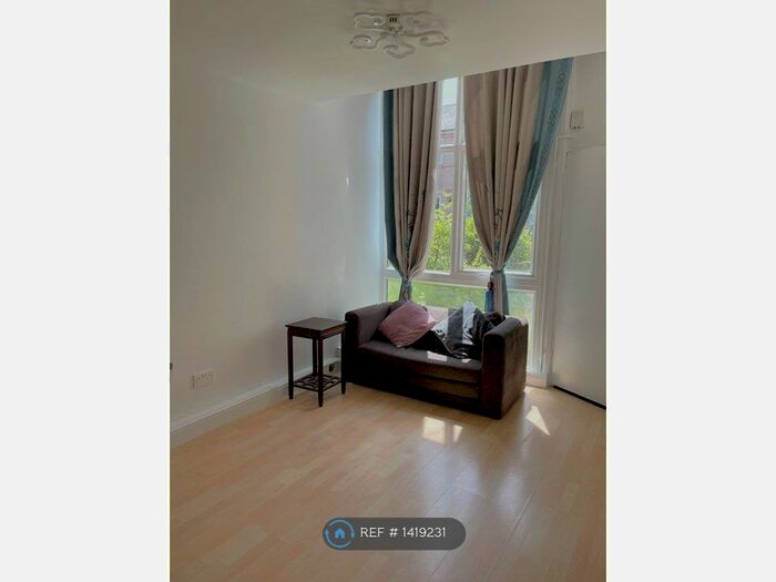 2 Bedroom Flat To Rent In Geldart Street, Cambridge, CB1