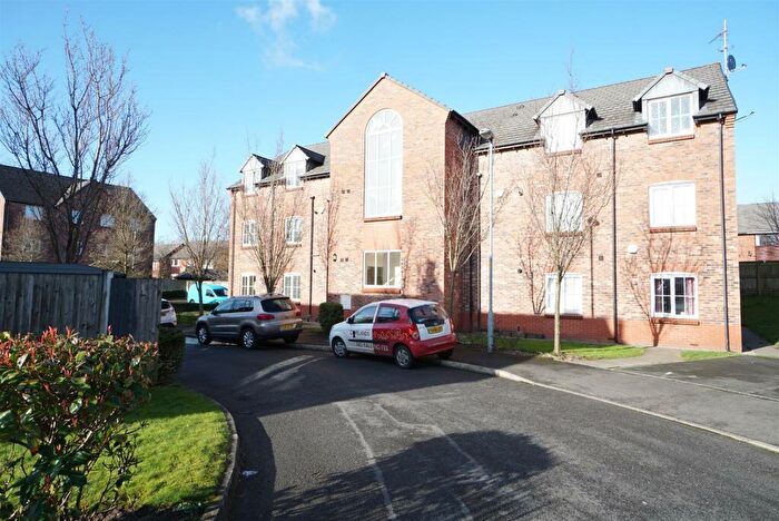 2 Bedroom Apartment To Rent In Durrington Place, Westhoughton, BL5