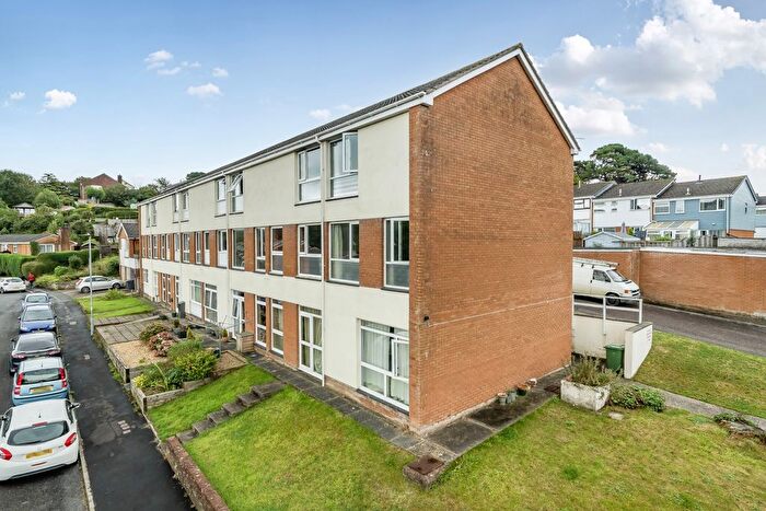 2 Bedroom Flat For Sale In Balmoral House Windsor Road, Barnstaple, Devon, EX31