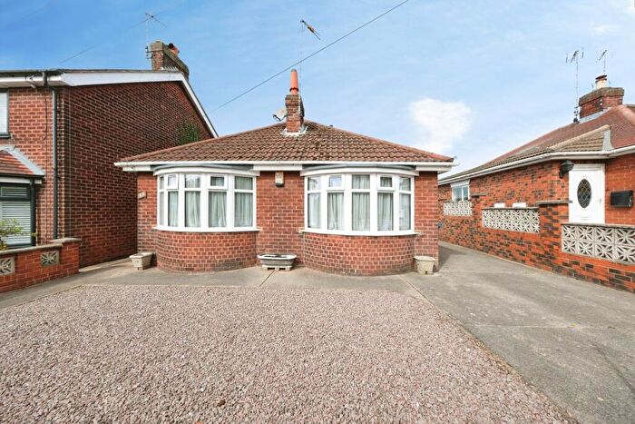 2 Bedroom Bungalow For Sale In Leeming Lane North, Mansfield Woodhouse, Mansfield, Nottinghamshire, NG19