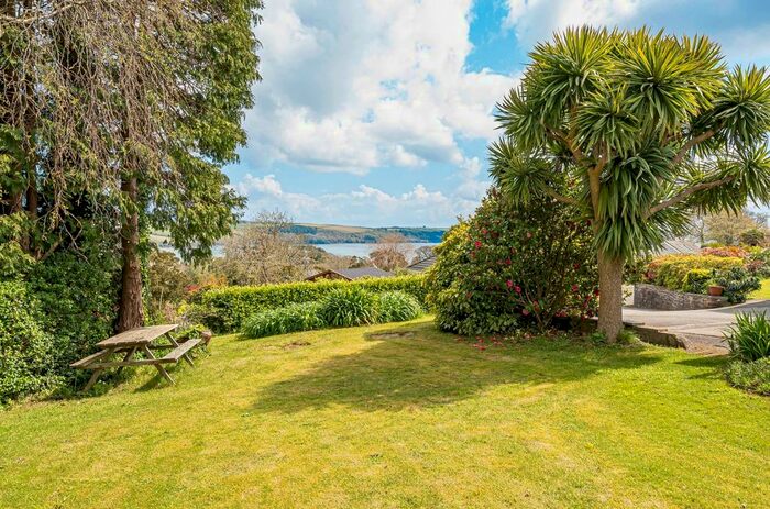 4 Bedroom Bungalow For Sale In La Vague, Feock, Truro, Cornwall, TR3