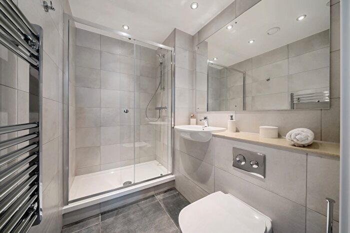 3 Bedroom Flat To Rent In Northminster, Peterborough, PE1